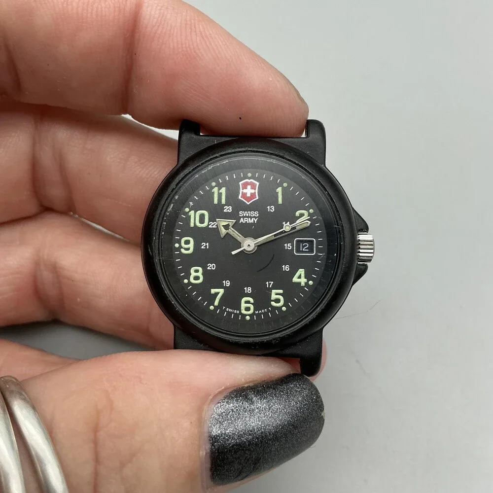 Victorinox Swiss Army Womens Watch 29mm Black Dial Date For Parts Not Running